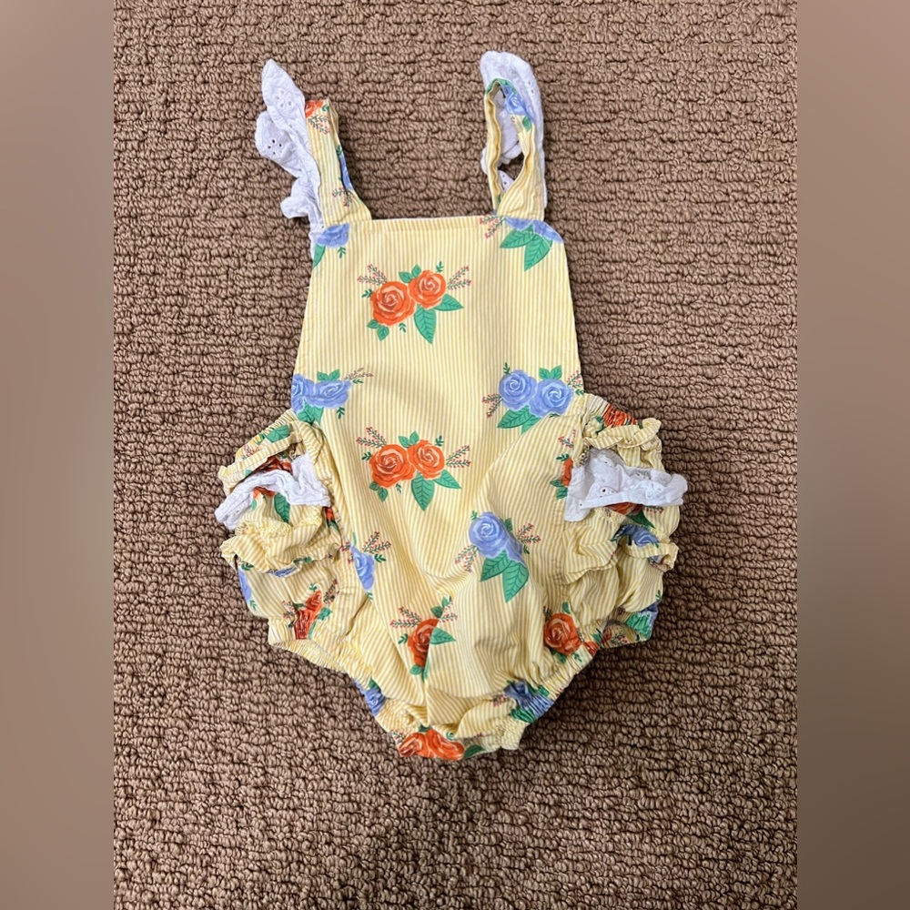 Romper - Picture 2 of 2